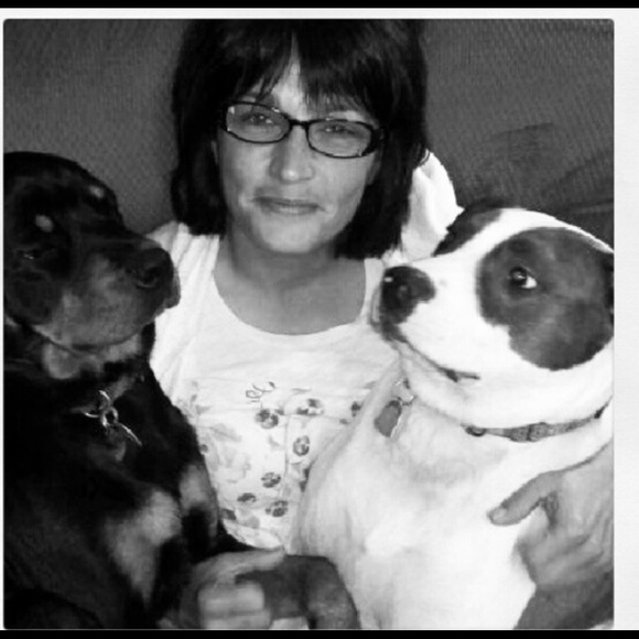 Meet your Posher, Lisa - Picture 1 of 1